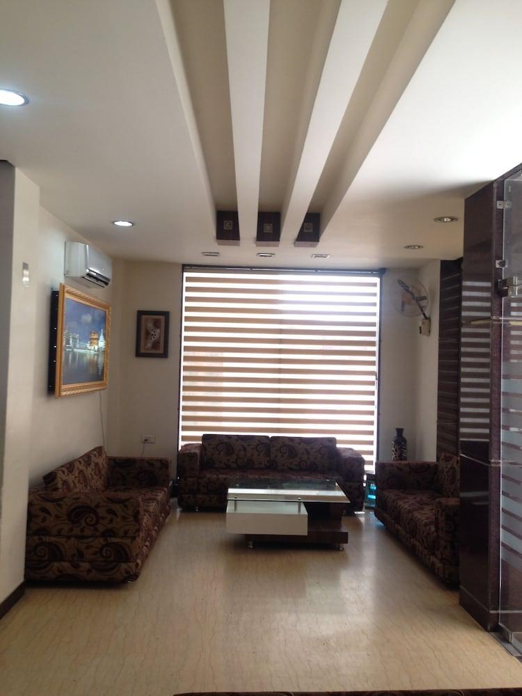 Namaskar Residency Hotel Амритсар Екстериор снимка