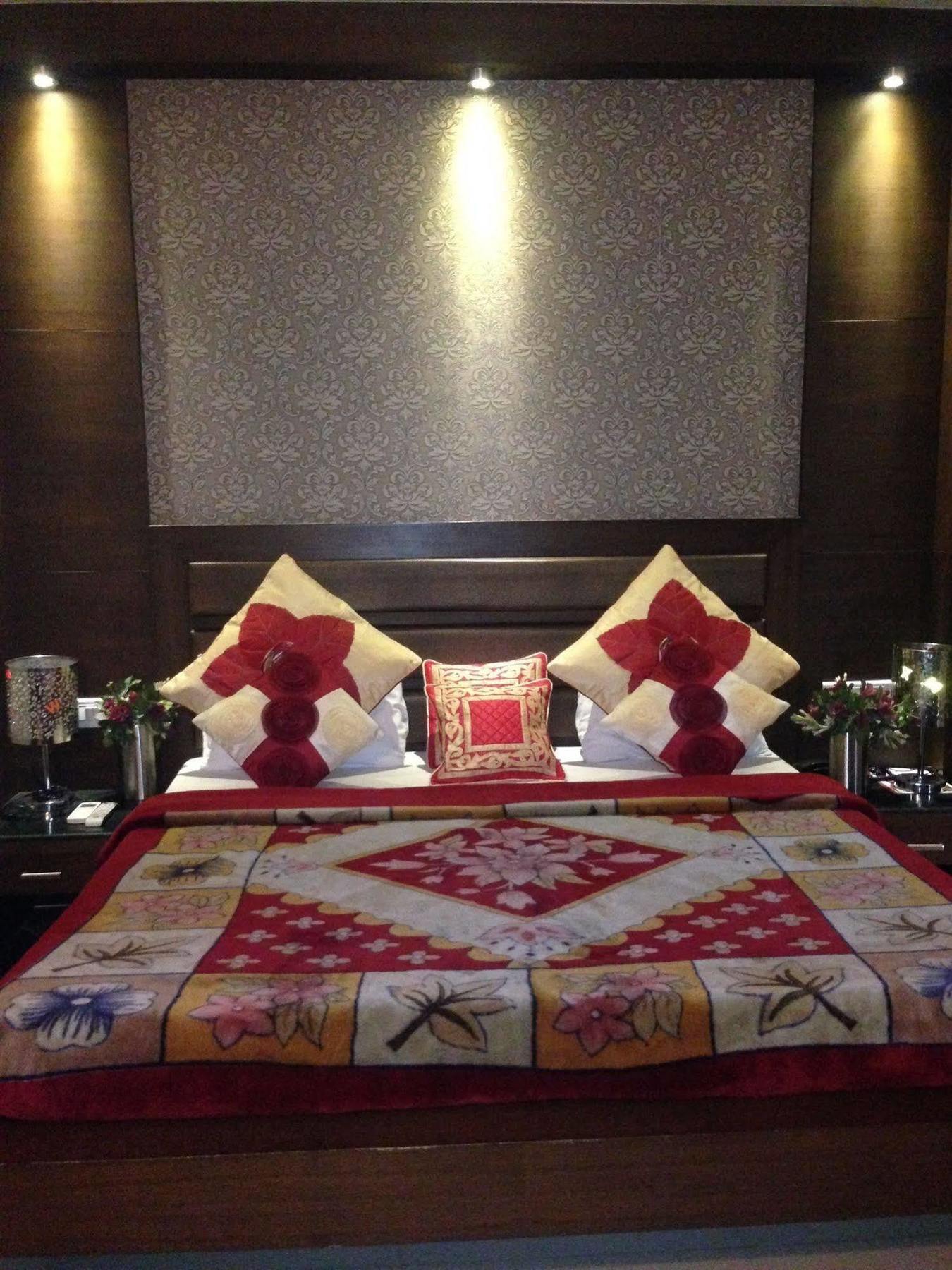 Namaskar Residency Hotel Амритсар Екстериор снимка