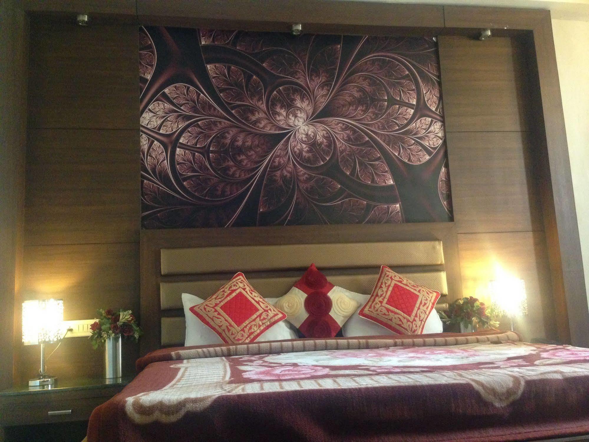 Namaskar Residency Hotel Амритсар Екстериор снимка