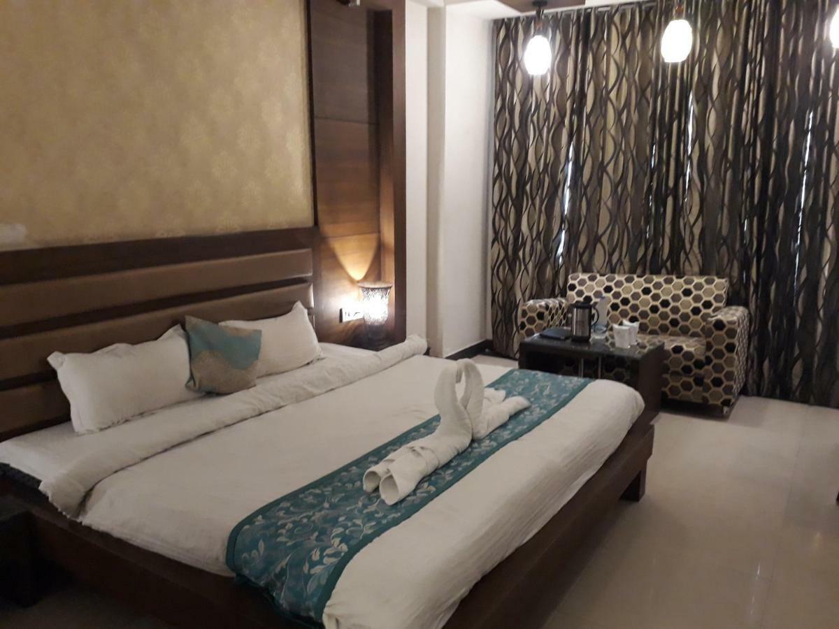 Namaskar Residency Hotel Амритсар Екстериор снимка